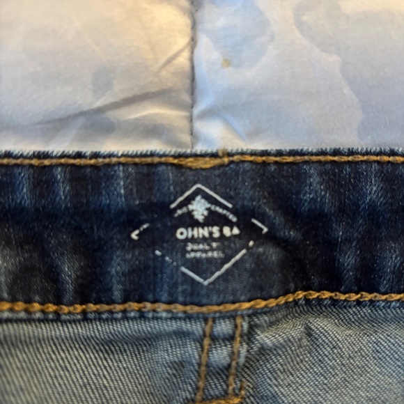 Ladies embroidered jeans - Picture 4 of 5